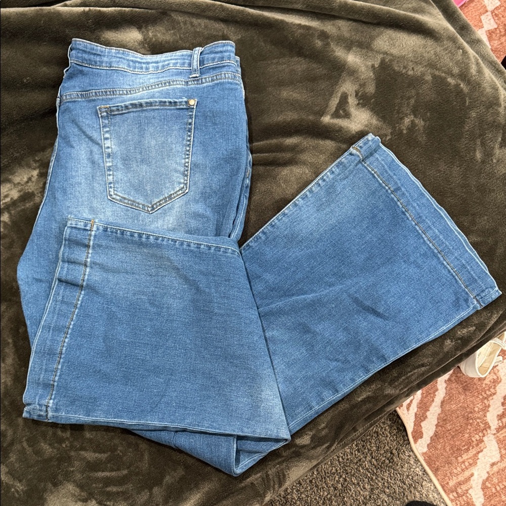 Stylish Blue Flare Women's Jeans